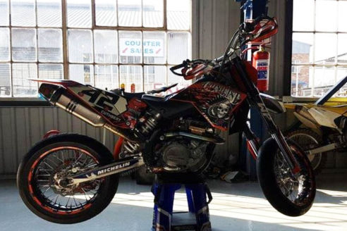 Motorbike offroad services