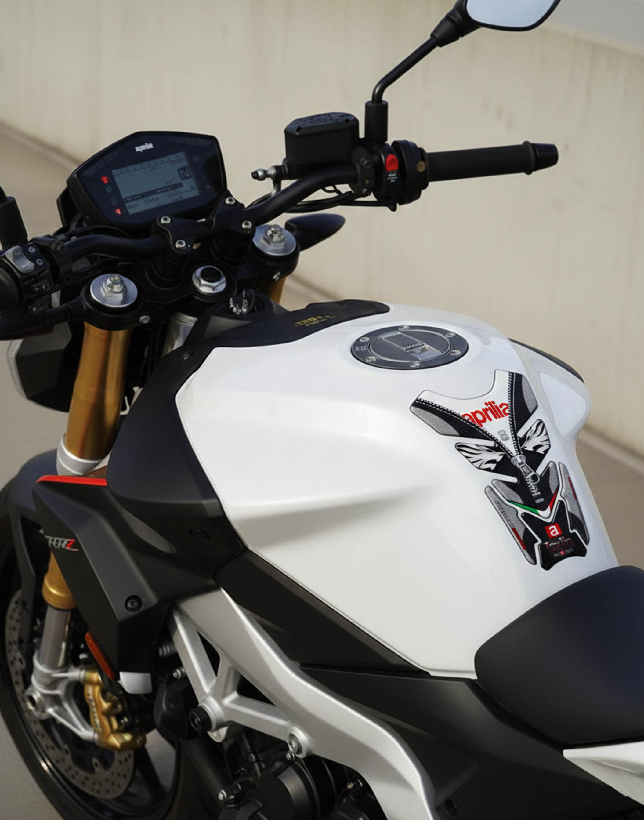 Aprilia Universal Tank Pad