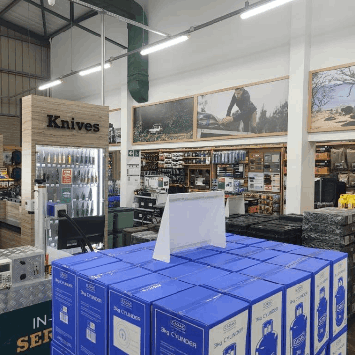 Outdoor Warehouse Tokai