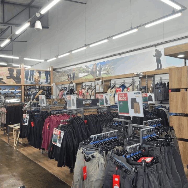 Outdoor Warehouse Tokai